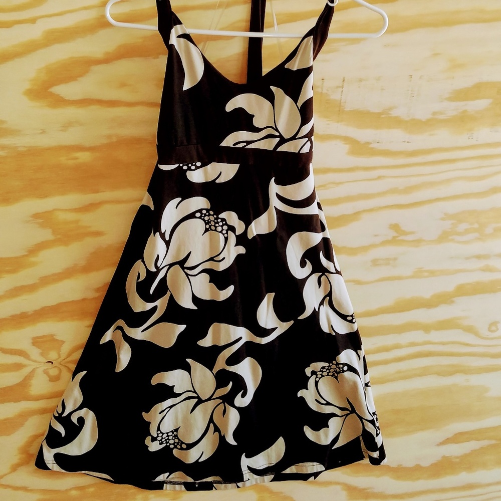 Patagonia Black & White Iliana Halter Dress
